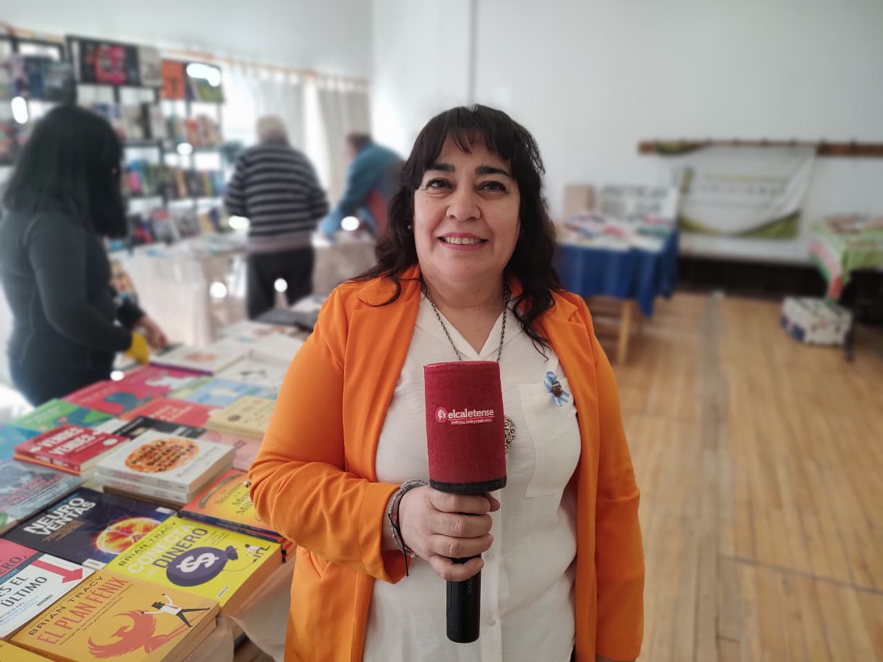  Más de 45 escritores participan de la 37° Feria Anual del Libro